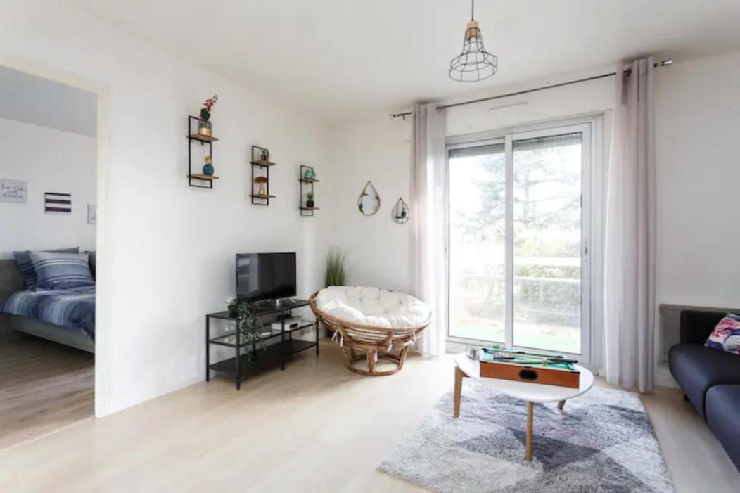 Appartement Cozy : 10/15 Min Des Champs Elysee Sartrouville Luaran gambar