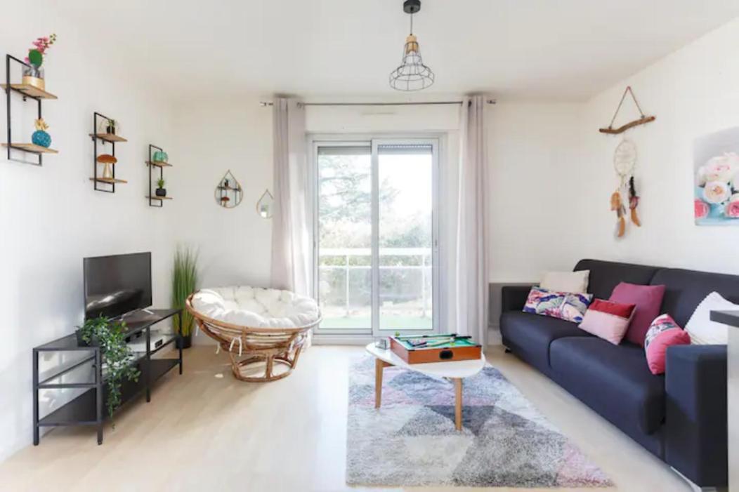 Appartement Cozy : 10/15 Min Des Champs Elysee Sartrouville Luaran gambar